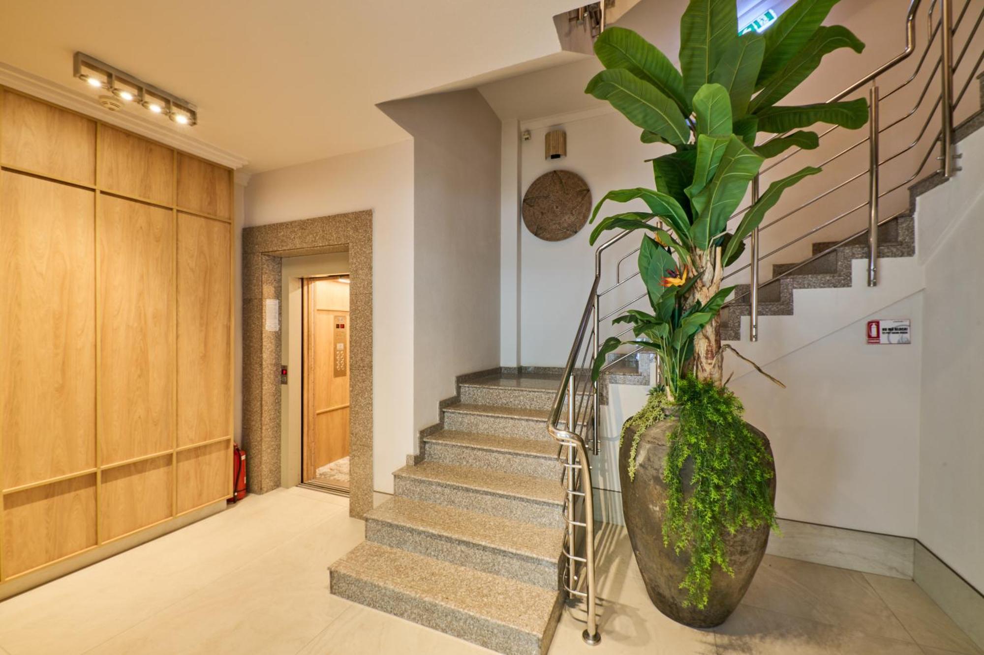 Hotel Serenity Timisoara Exterior photo