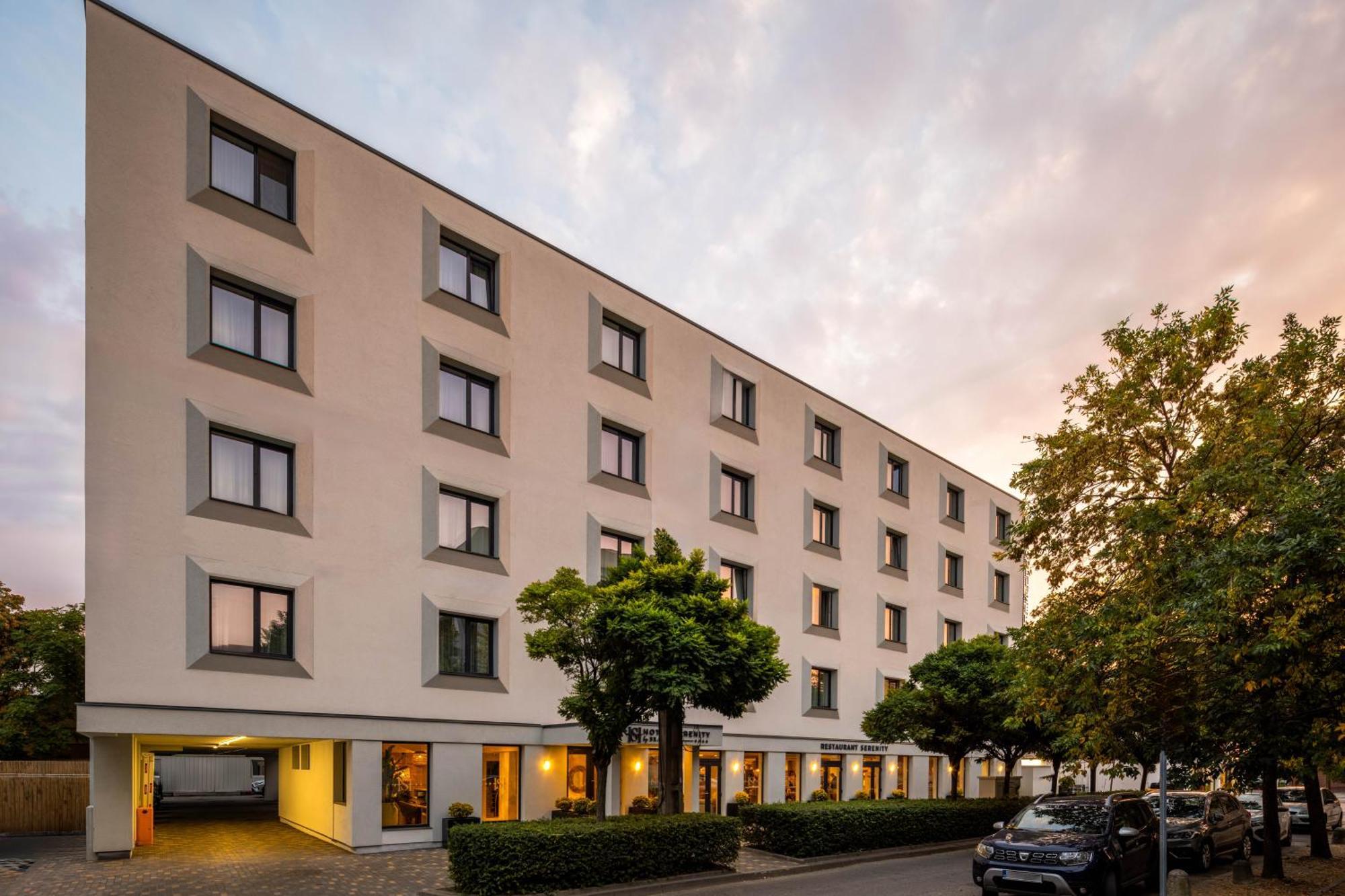 Hotel Serenity Timisoara Exterior photo
